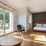 Golden Dunes - Garden Retreat * פורטו פינו