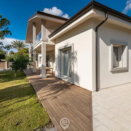 Golden Dunes - Garden Retreat בית נופש *